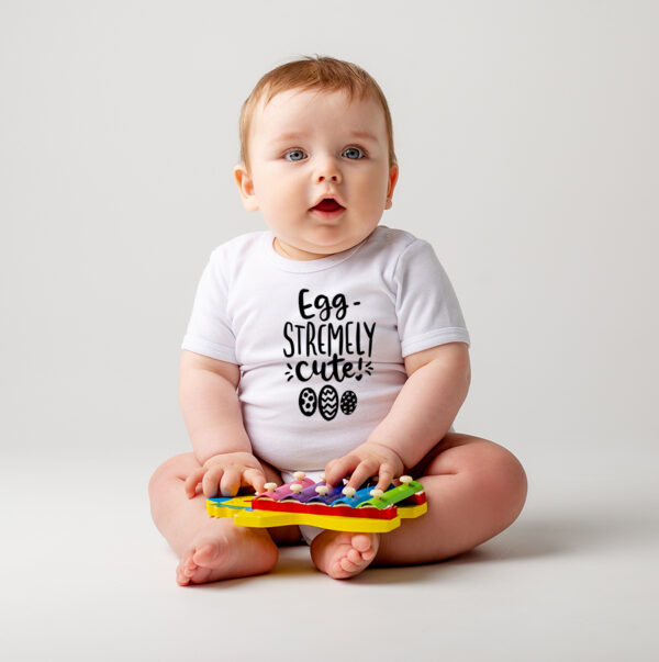 Egg-stremely t-shirt and babygrow - Image 3