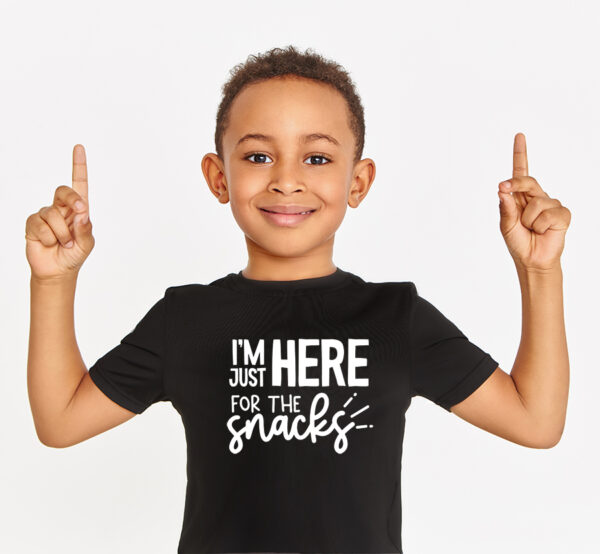 I'm here for the snacks t-shirt - Image 2